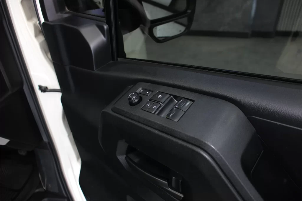 Toyota Commuter 2.8 2021[DHEC]