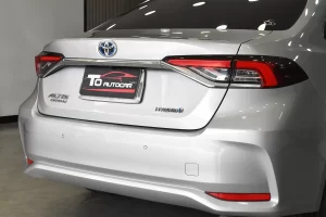 Toyota ALTIS 1.8 HYBRID PREMIUM 2022 [FCEH]