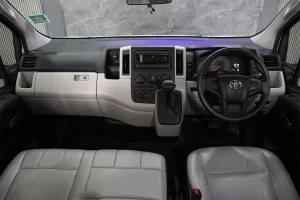 Toyota Commuter 2.8 2021[DHEC]