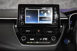 Toyota ALTIS 1.8 HYBRID PREMIUM 2022 [FCEH]