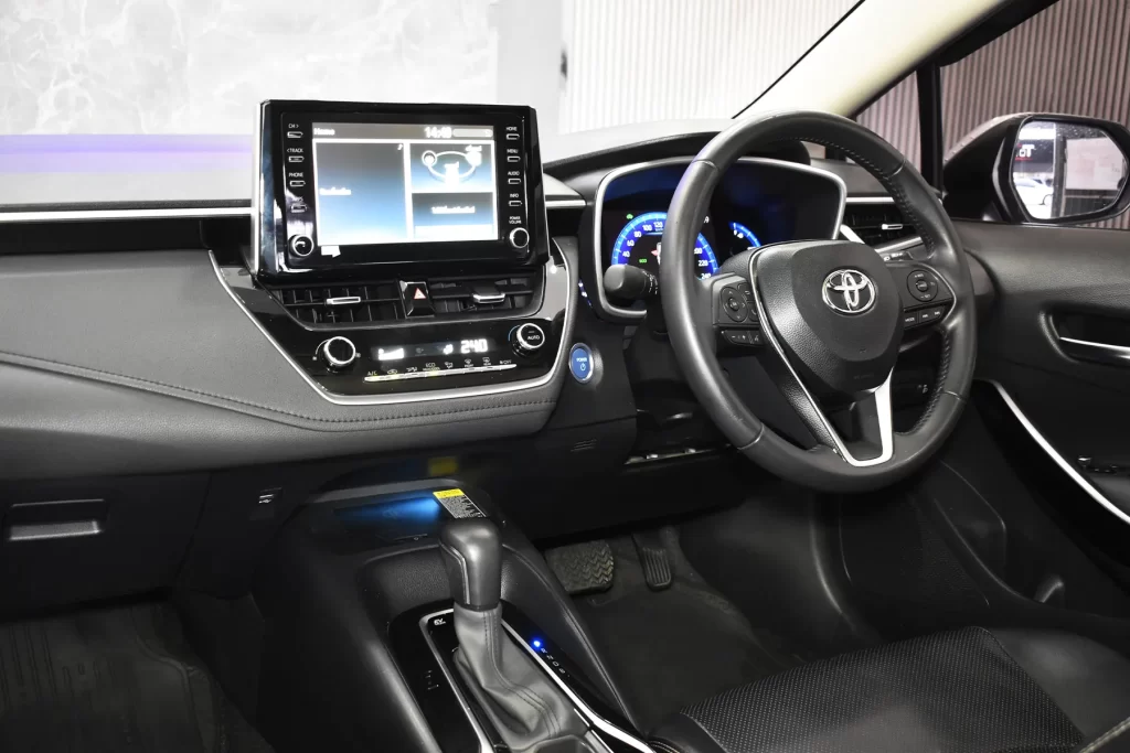 Toyota ALTIS 1.8 HYBRID PREMIUM 2022 [FCEH]