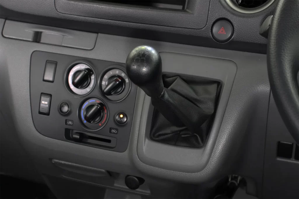 Nissan Urvan 2.5 2021 [EDHE]