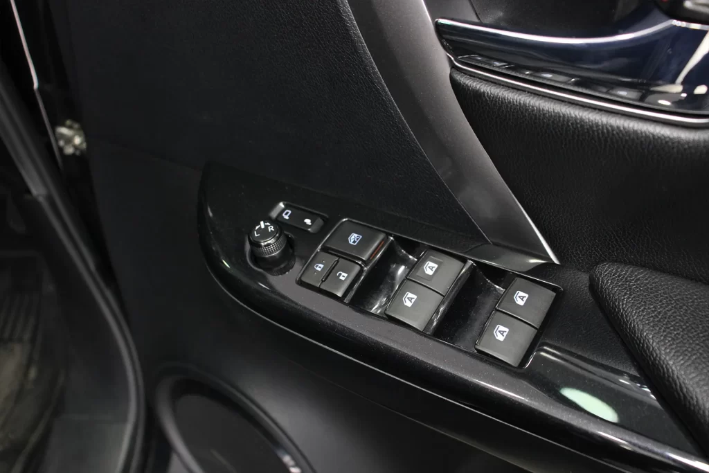 Toyota FORTUNER 2.4 V 2WD 2022 [GGID]