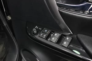 Toyota FORTUNER 2.4 V 2WD 2022 [GGID]