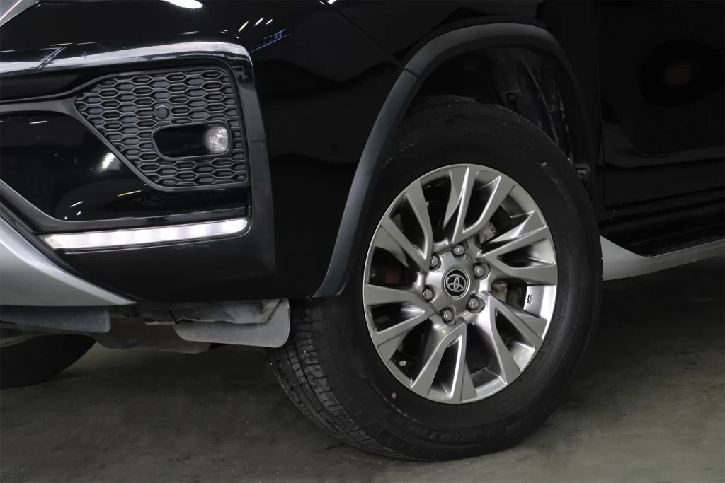 Toyota FORTUNER 2.4 V 2WD 2022 [GGID]