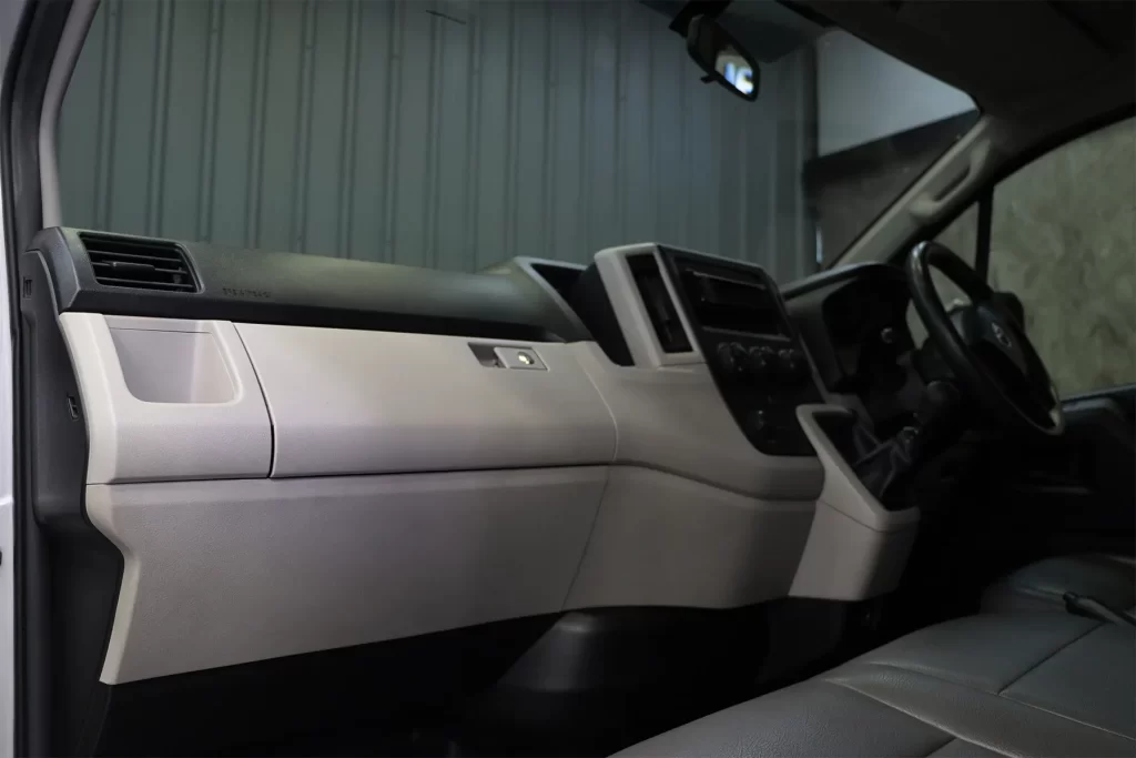 Toyota Commuter 2.8 2021 [DEEG]