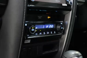 Toyota FORTUNER 2.4 V 2WD 2020 [IFGD]