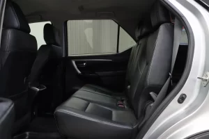 Toyota FORTUNER 2.4 V 2WD 2020 [IFGD]