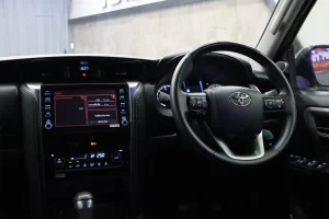 Toyota FORTUNER 2.4 V 2WD 2020 [IFGD]