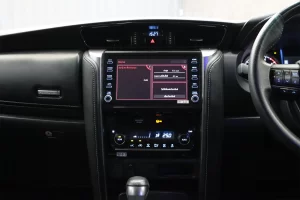 Toyota FORTUNER 2.4 V 2WD 2020 [IFGD]