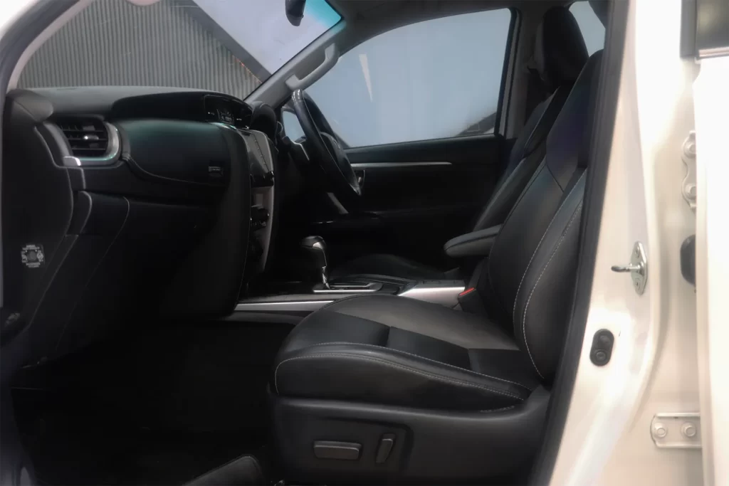 Toyota FORTUNER 2.4 V 4WD 2020 [FEJB]