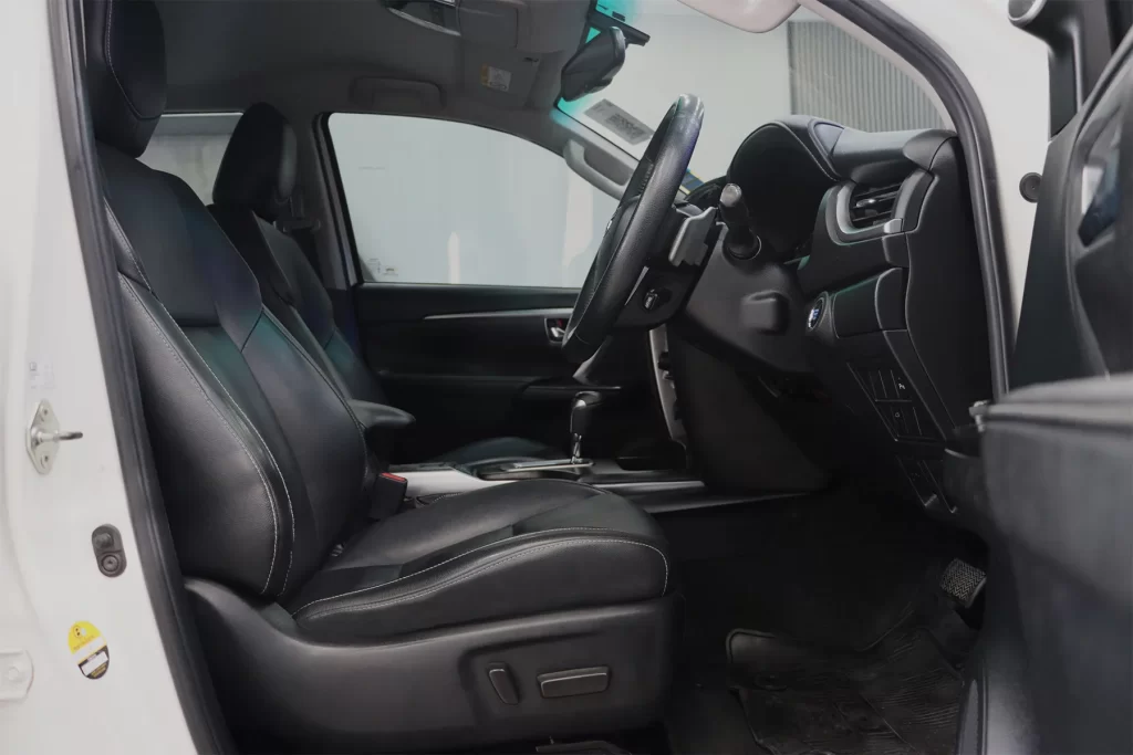 Toyota FORTUNER 2.4 V 4WD 2020 [FEJB]