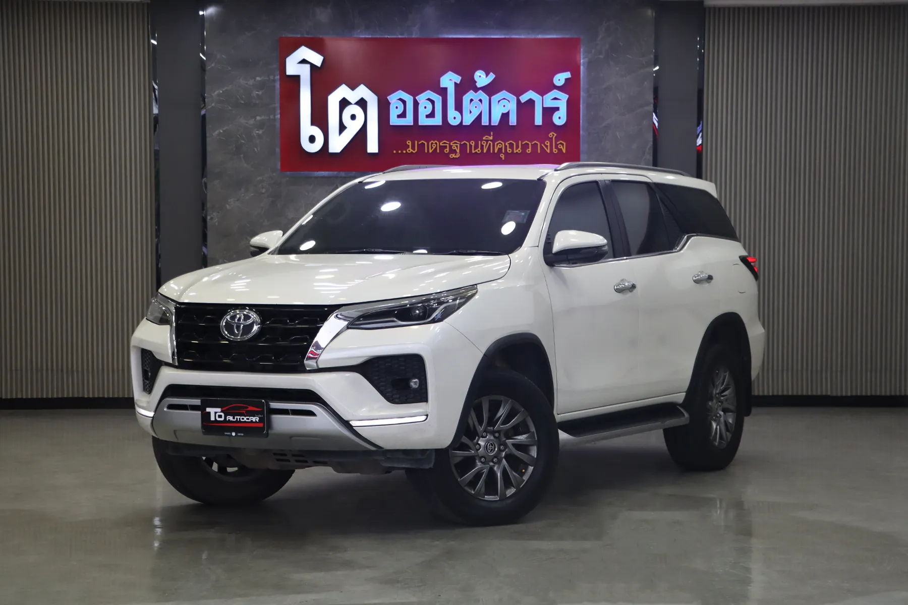 Toyota FORTUNER 2.4 V 4WD 2020 [FEJB]