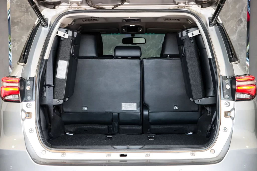 Toyota FORTUNER 2.4 V 4WD 2020 [DCJD]