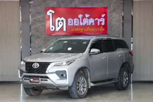 Toyota FORTUNER 2.4 V 4WD 2020 [DCJD]