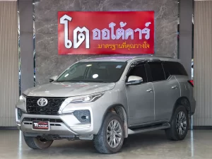 Toyota FORTUNER 2.4 V 4WD 2020 [DCJD]