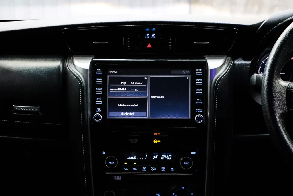 Toyota FORTUNER 2.4 V 4WD 2020 [DCJD]