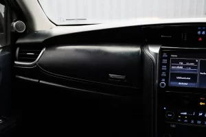 Toyota FORTUNER 2.4 V 4WD 2020 [DCJD]