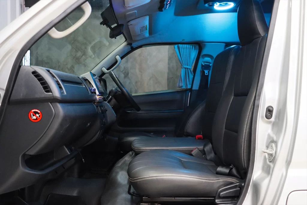 Toyota Commuter 3.0 2019 [IGEH]