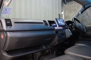 Toyota Commuter 3.0 2019 [IGEH]