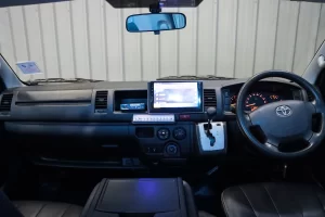 Toyota Commuter 3.0 2019 [IGEH]