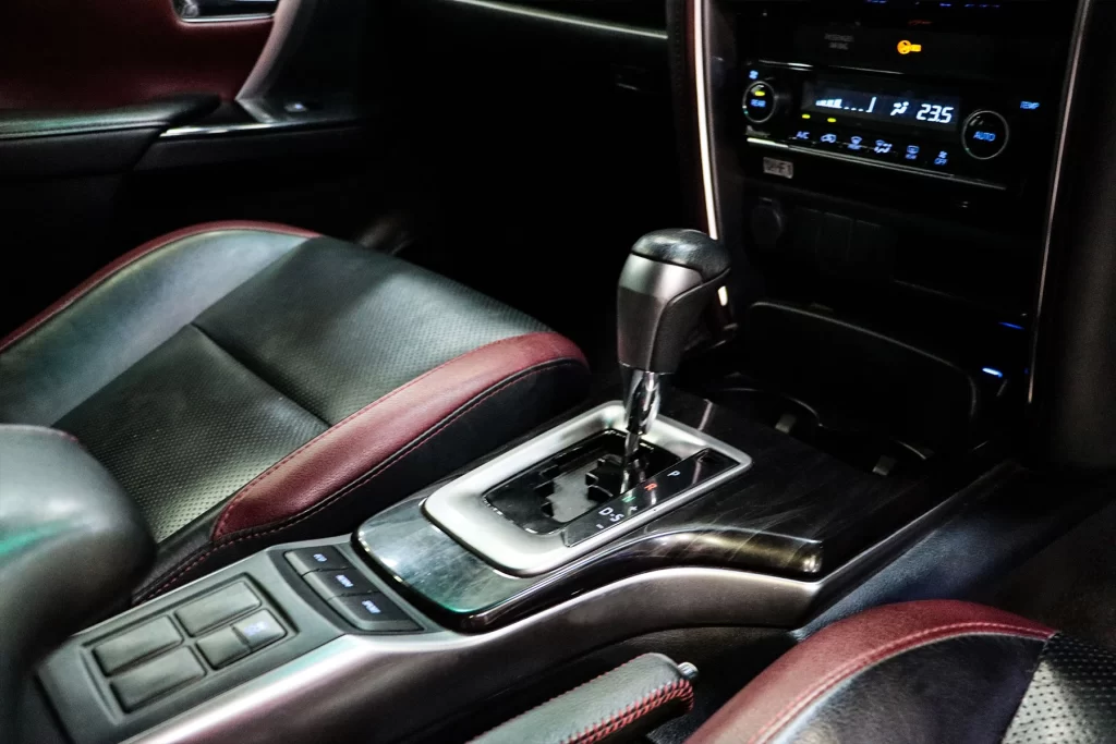 Toyota FORTUNER 2.8 LEGENDER 2WD 2021 [BGEH]