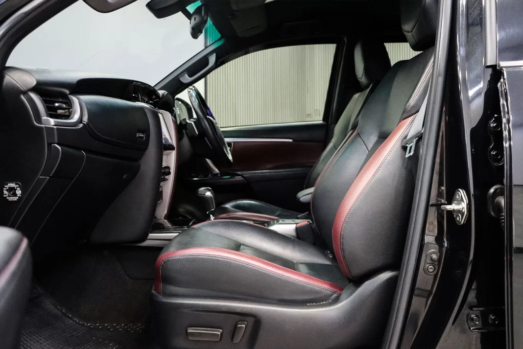 Toyota FORTUNER 2.8 LEGENDER 2WD 2021 [BGEH]