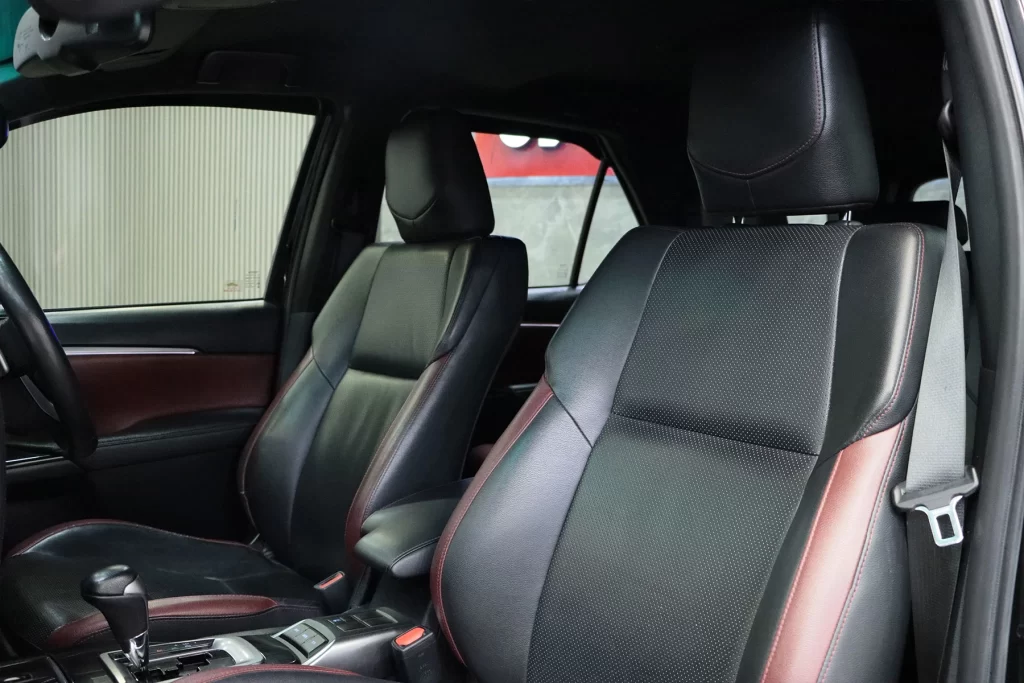 Toyota FORTUNER 2.8 LEGENDER 2WD 2021 [BGEH]