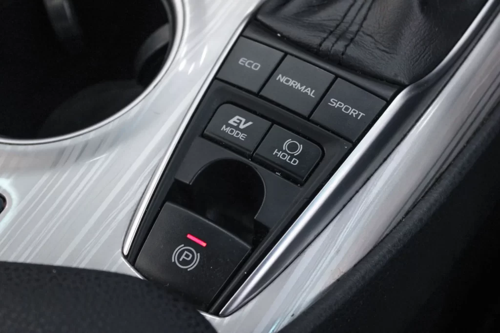 Toyota Camry 2.5 HYBRID Premium 2019 [CJDC]