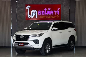 Toyota FORTUNER 2.4 V 2WD 2022 [IFJJ]