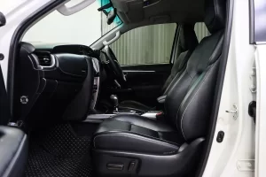 Toyota FORTUNER 2.4 V 2WD 2022 [IFJJ]