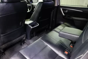 Toyota FORTUNER 2.4 V 2WD 2022 [IFJJ]