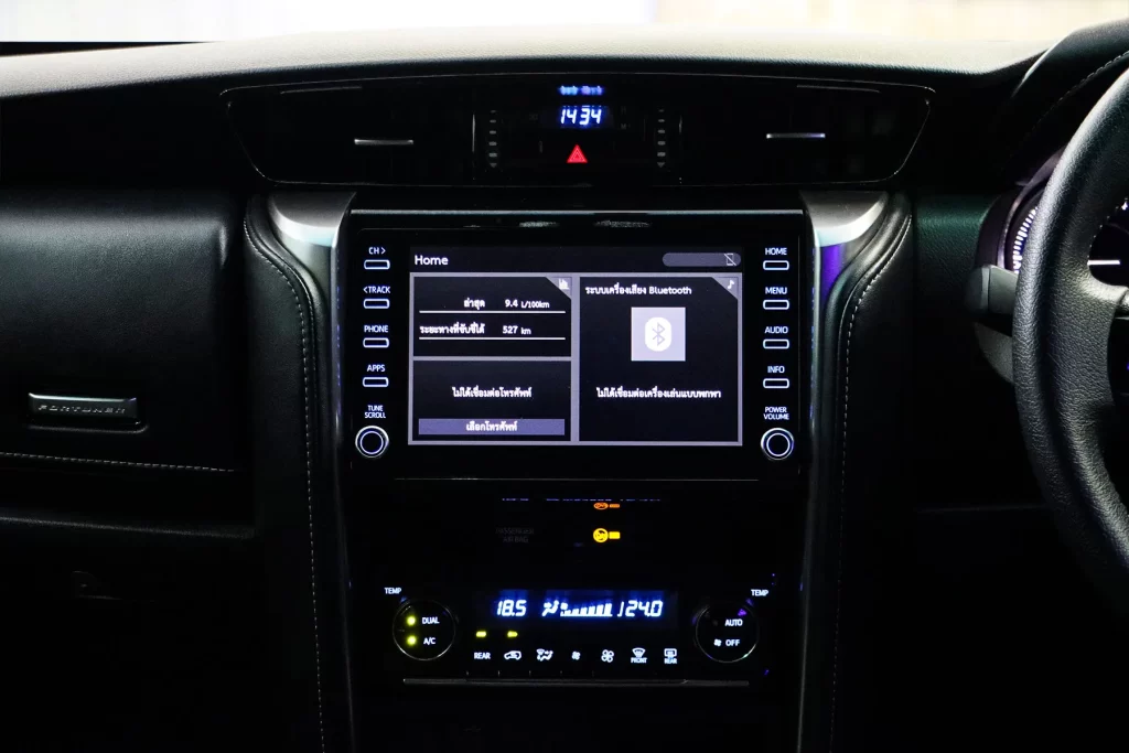 Toyota FORTUNER 2.4 V 2WD 2022 [IFJJ]