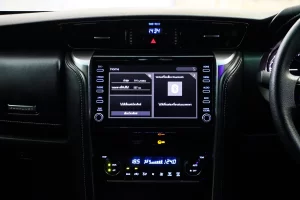 Toyota FORTUNER 2.4 V 2WD 2022 [IFJJ]