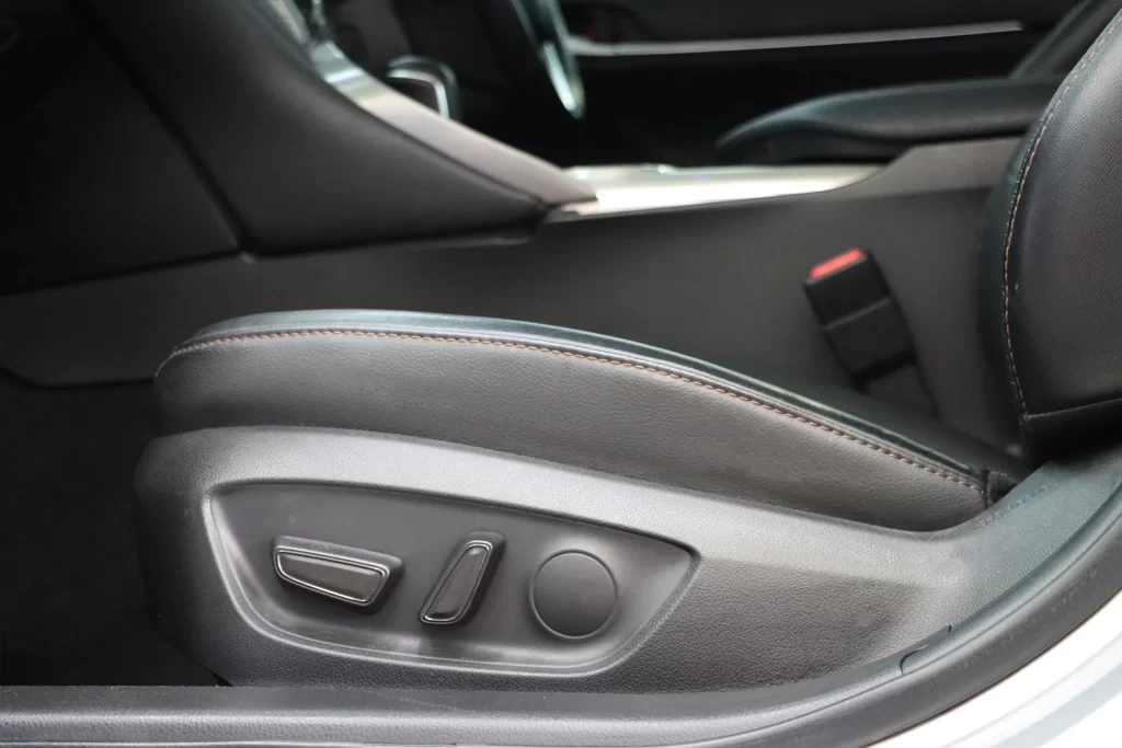 Toyota Camry 2.5 Hybrid 2020 [BIJG]