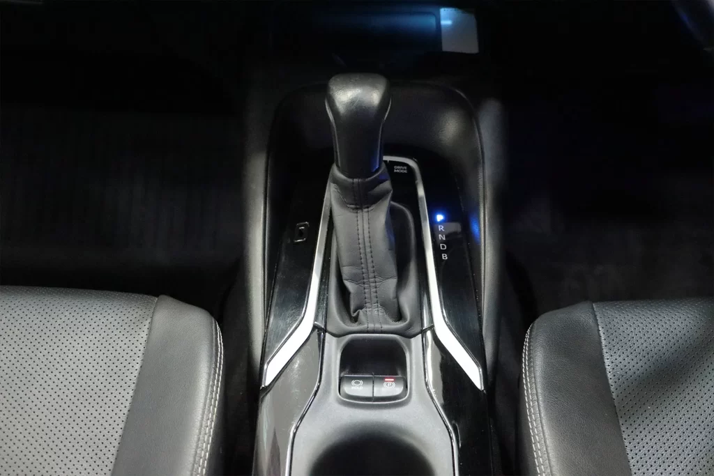 Toyota ALTIS 1.8 HYBRID MID 2020 [HJEJ]