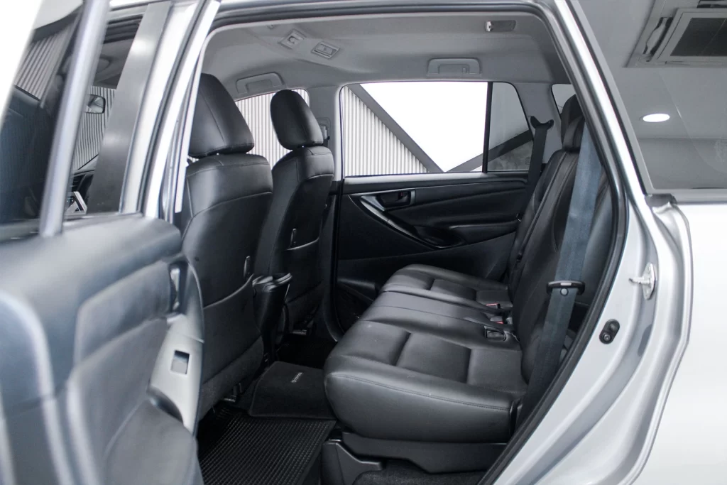 Toyota Innova 2.0 Entry MNC 2021 [GDBC]