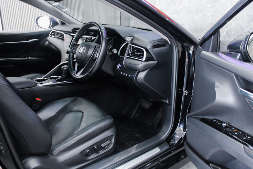 Toyota Camry 2.0 G 2020 [DCHG]