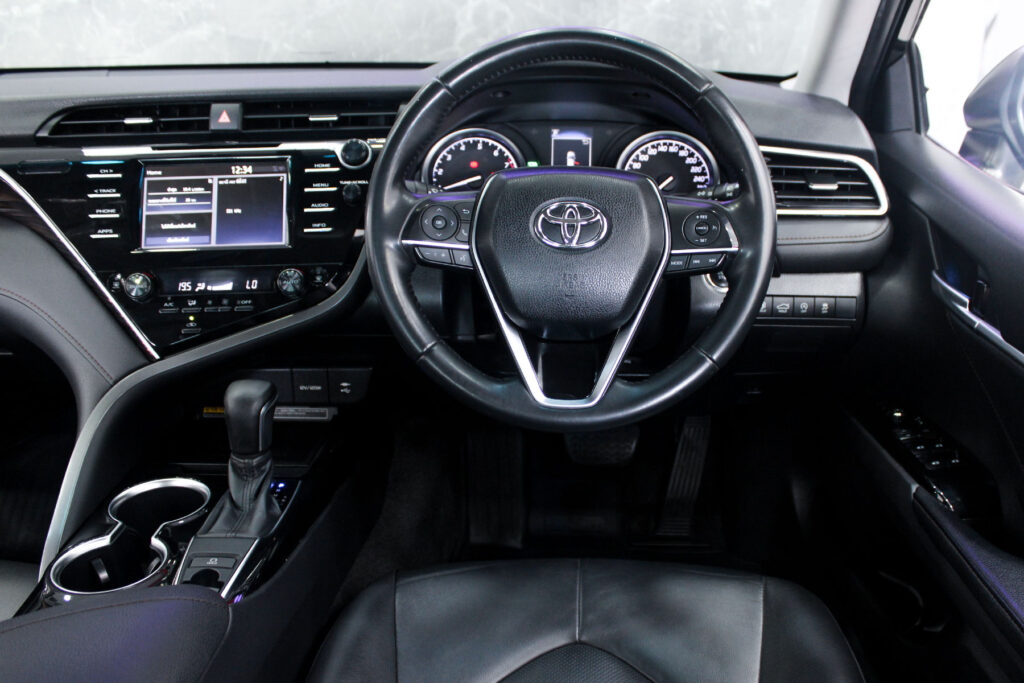Toyota Camry 2.0 G 2020 [DCHG]
