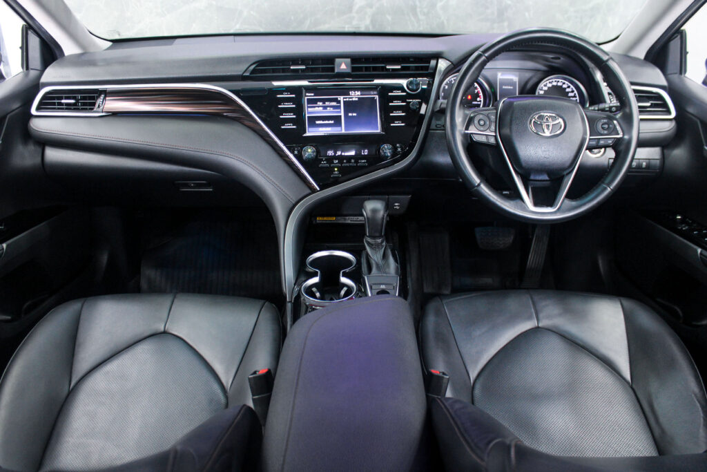 Toyota Camry 2.0 G 2020 [DCHG]