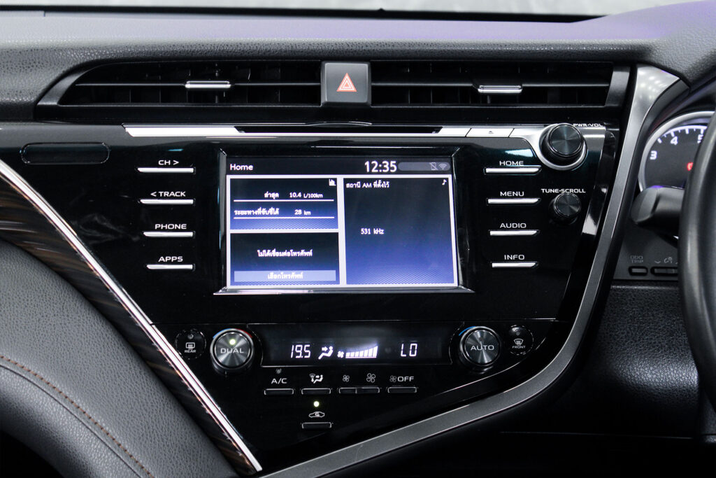 Toyota Camry 2.0 G 2020 [DCHG]