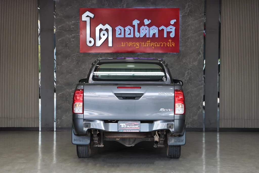 Toyota Revo 2.4 Entry Smart Cab Z Edition 2022 [IIBA]