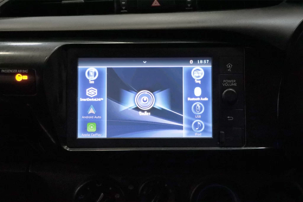 Toyota Revo 2.4 Entry Smart Cab Z Edition 2022 [IIBA]