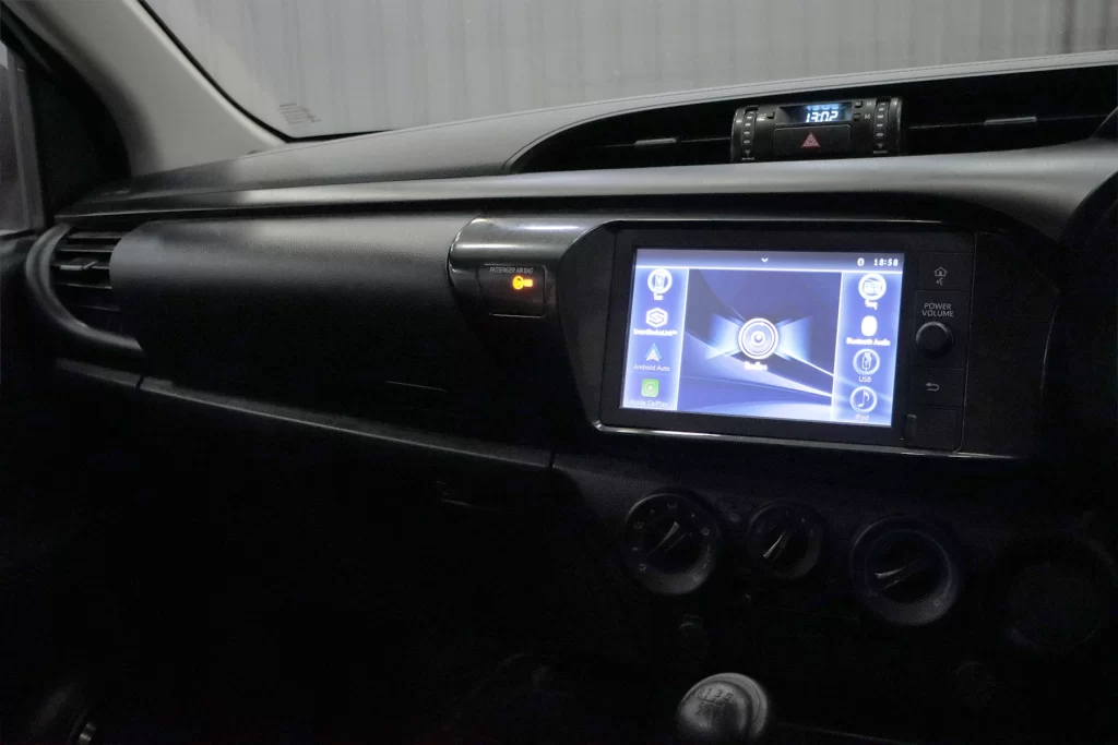 Toyota Revo 2.4 Entry Smart Cab Z Edition 2022 [IIBA]