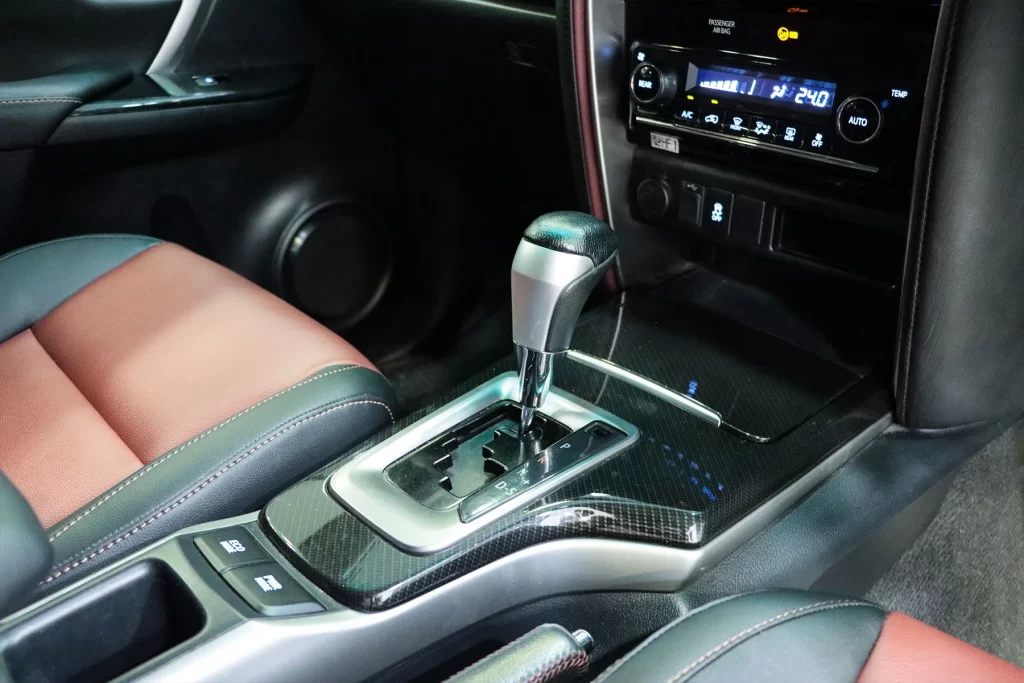 Toyota Fortuner 2.8 TRD 2WD MNC 2017 [ABHB]