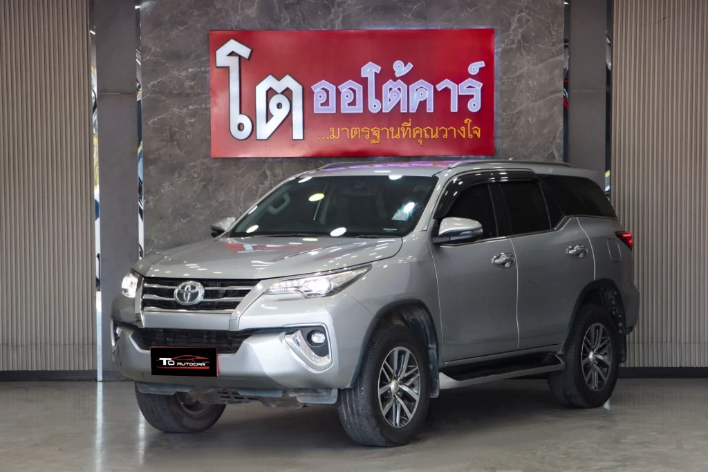 Toyota Fortuner 2.4 V 2WD MNC 2019 [HJIF]