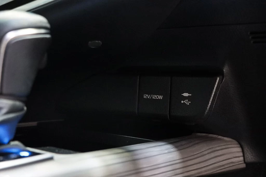 Toyota Camry 2.5 Hybrid 2019 [BABG]