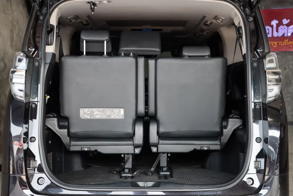 Toyota Vellfire 2.5 V MNC 2019 [AHDG]