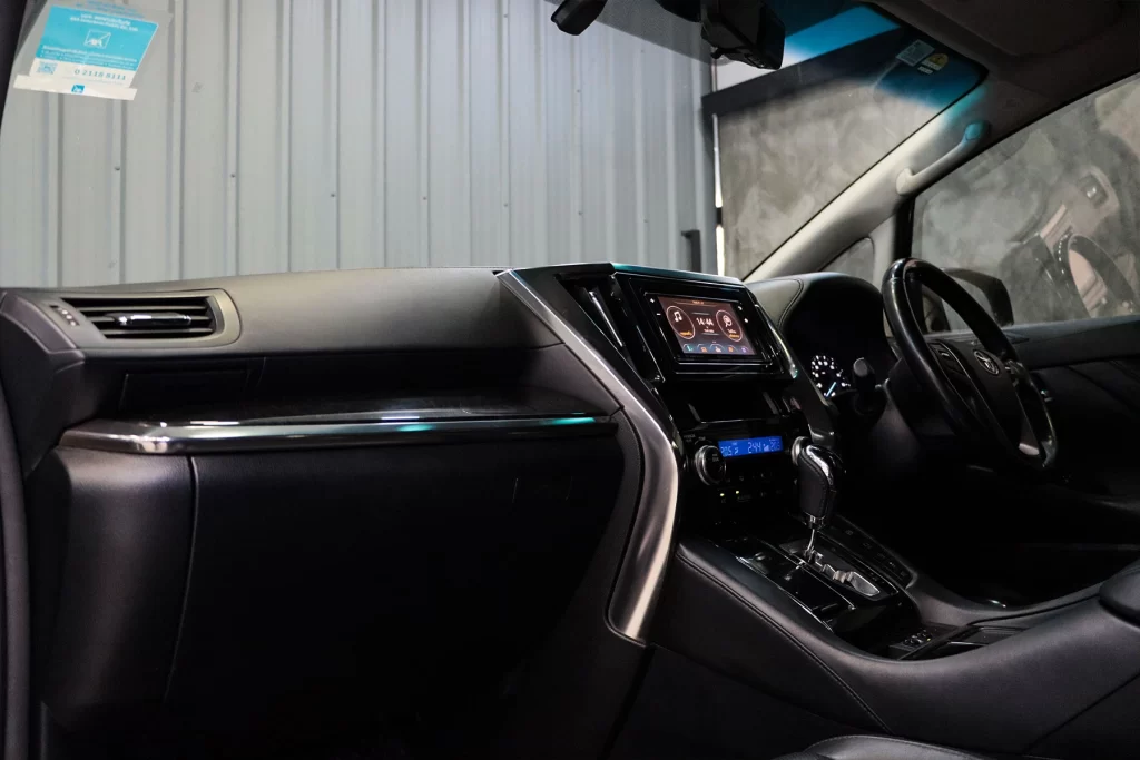 Toyota Vellfire 2.5 V MNC 2019 [AHDG]