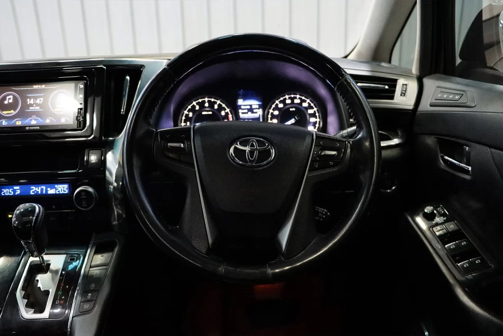 Toyota Vellfire 2.5 V MNC 2019 [AHDG]